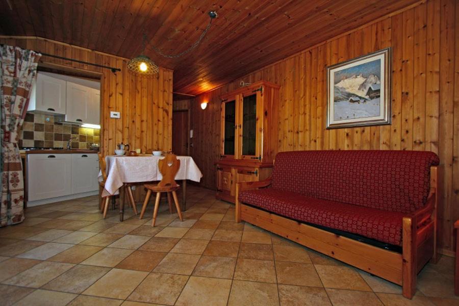 Champoluc Apartment Bagian luar foto